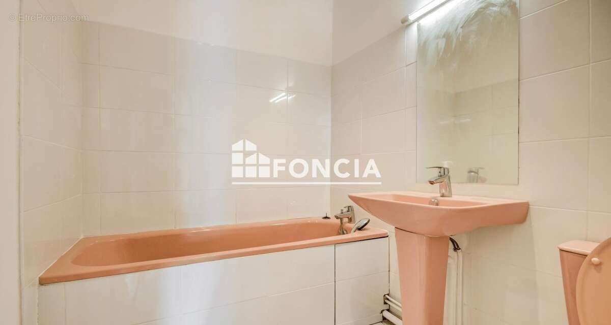 Appartement à MARSEILLE-8E