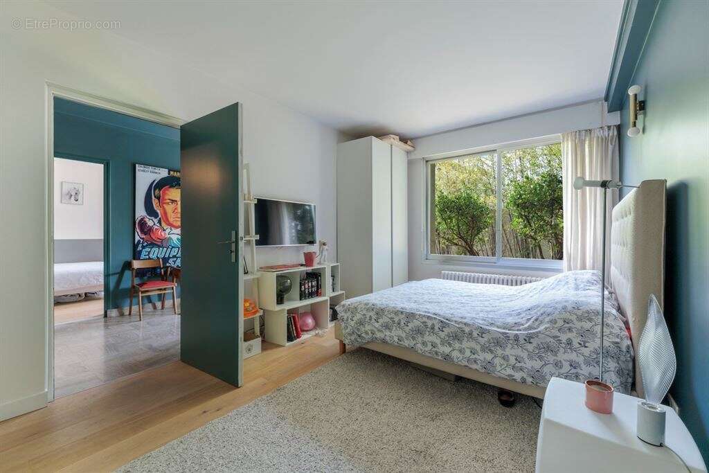 Saint cloud  montretout 92210 - maison 310 m² - 5/6 chambres + 2/3 bureaux  700 m² terrain - parking - photo 14