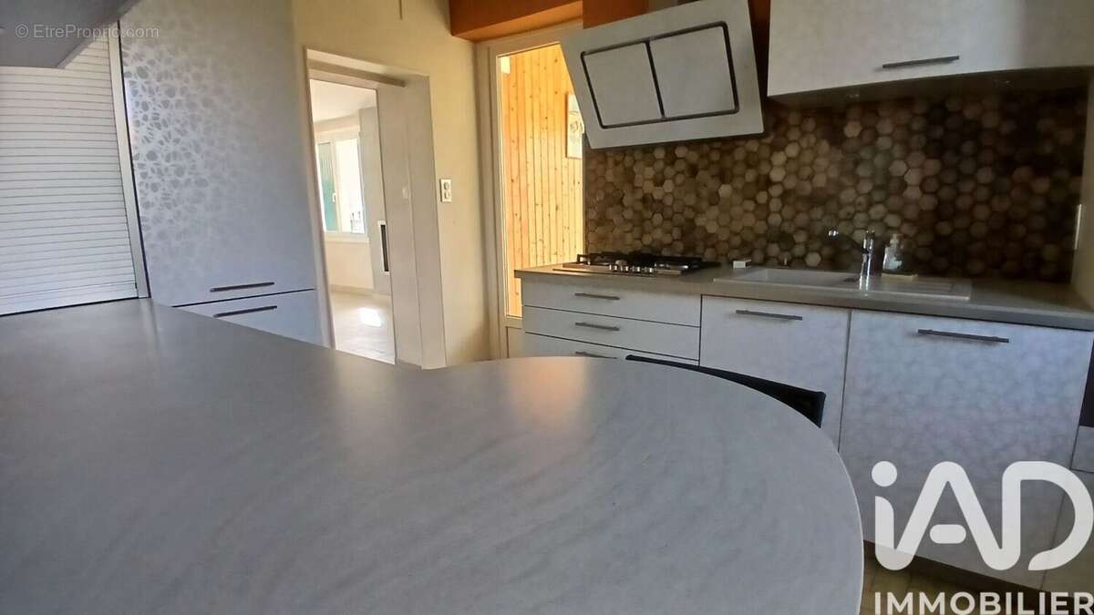 Photo 4 - Maison à VENANSAULT