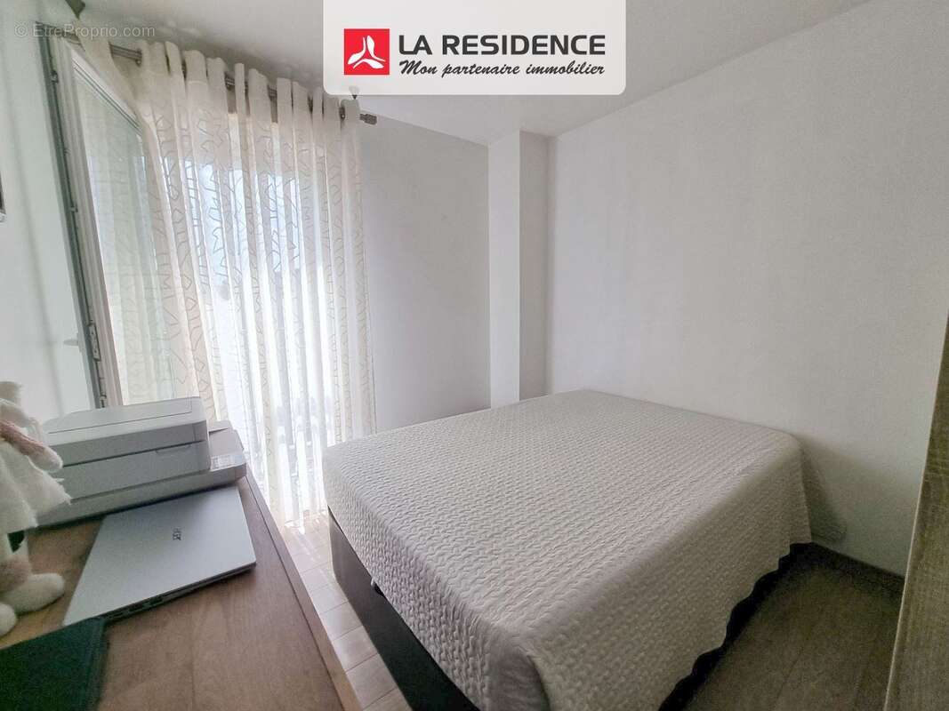 Appartement 54 m² à Stains  - photo 9