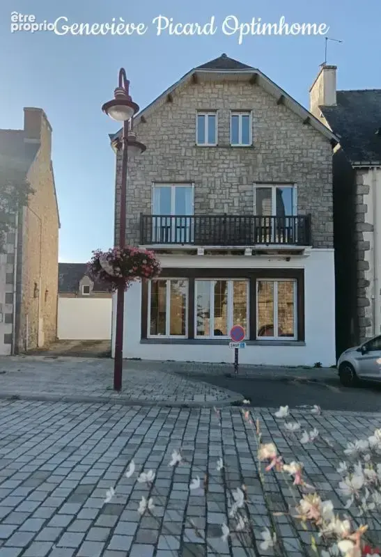 ​Maison de caractère en pierre de 189 m² — 5 chambres, dépendance et cour en cœur de bourg - photo 21