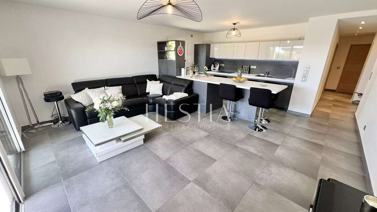 Appartement à ANNECY-LE-VIEUX