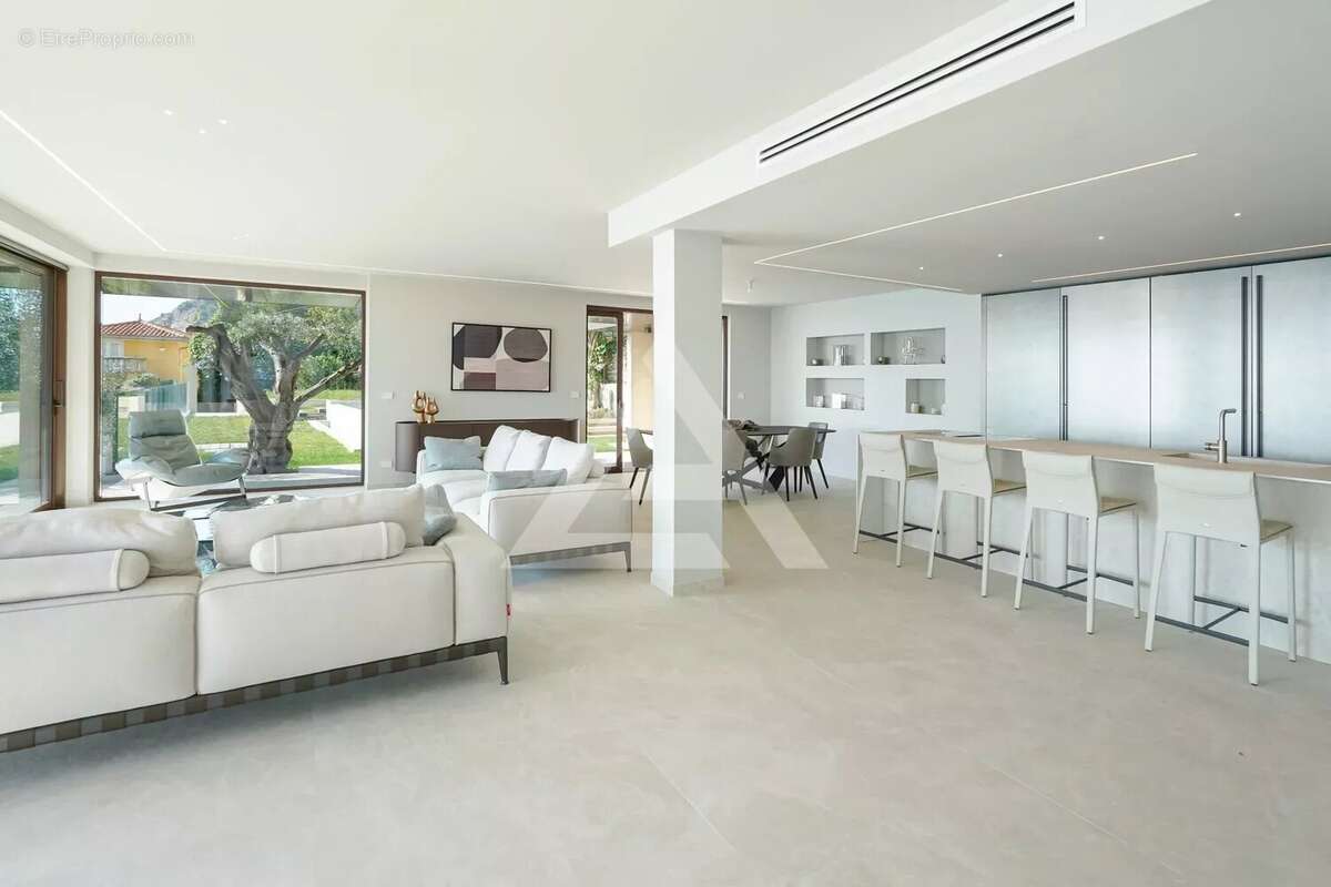 Maison à ROQUEBRUNE-CAP-MARTIN