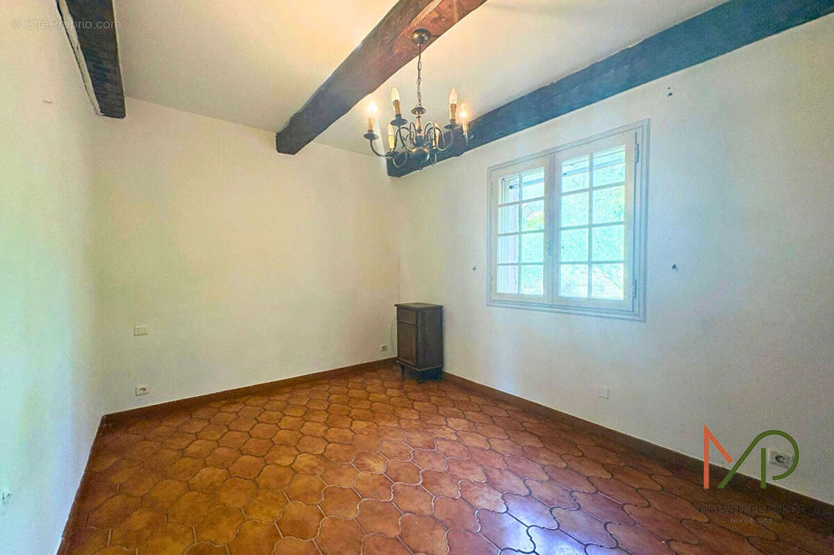 Maison à FIGANIERES