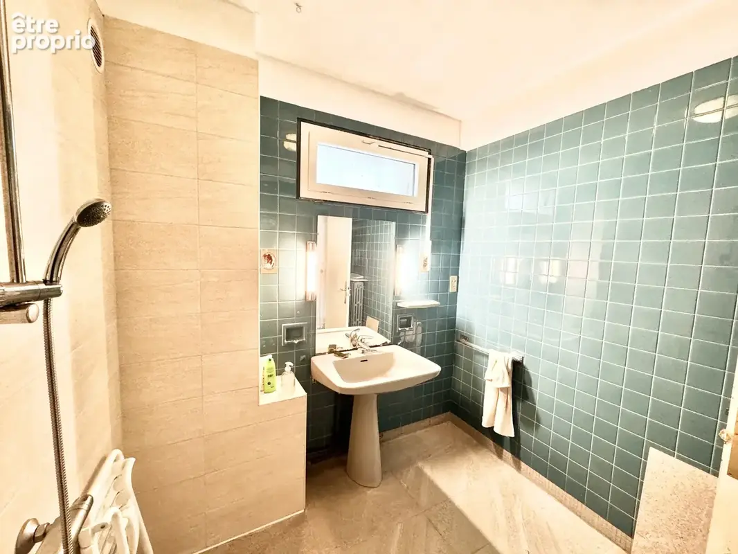 4 pieces  + balcon + box double + poss studette en sus - photo 3