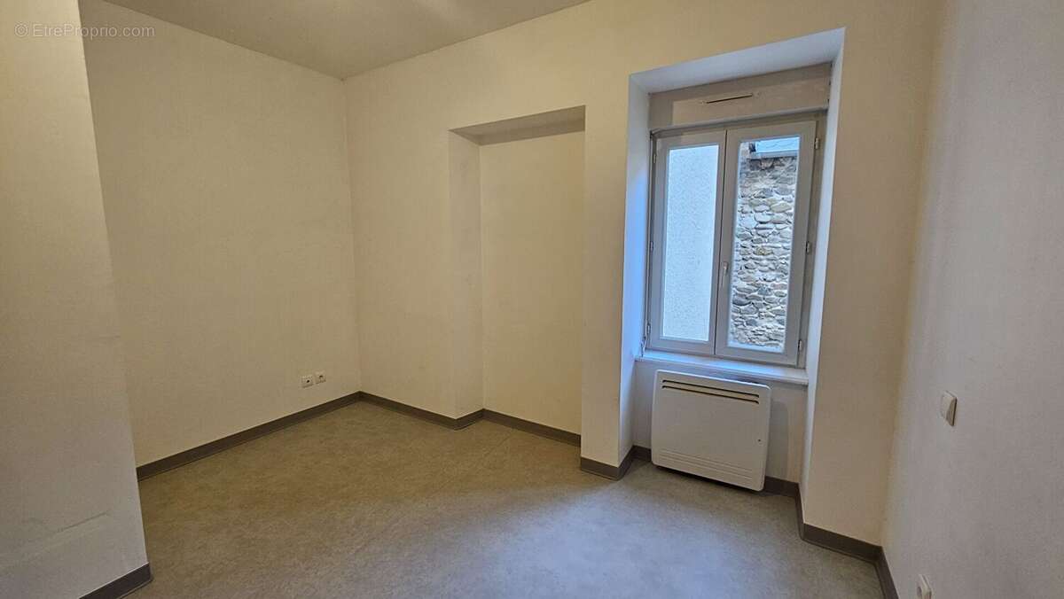 Appartement à SAINT-GENIEZ-D'OLT
