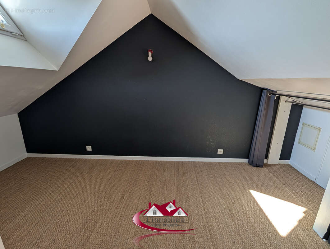 Appartement à MAULETTE