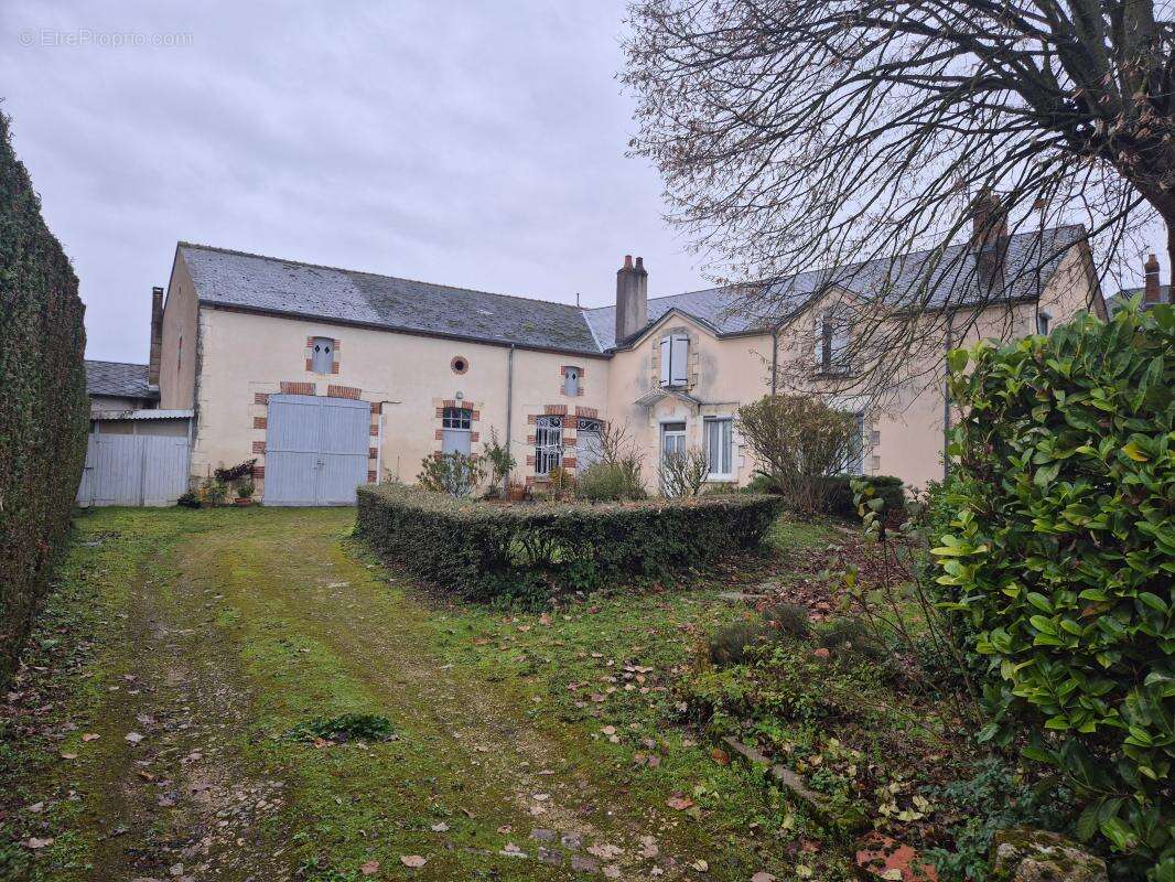 Maison à SANCERGUES