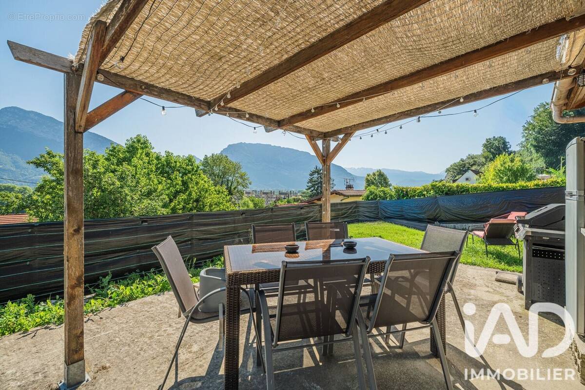 Photo 1 - Maison à NOYAREY