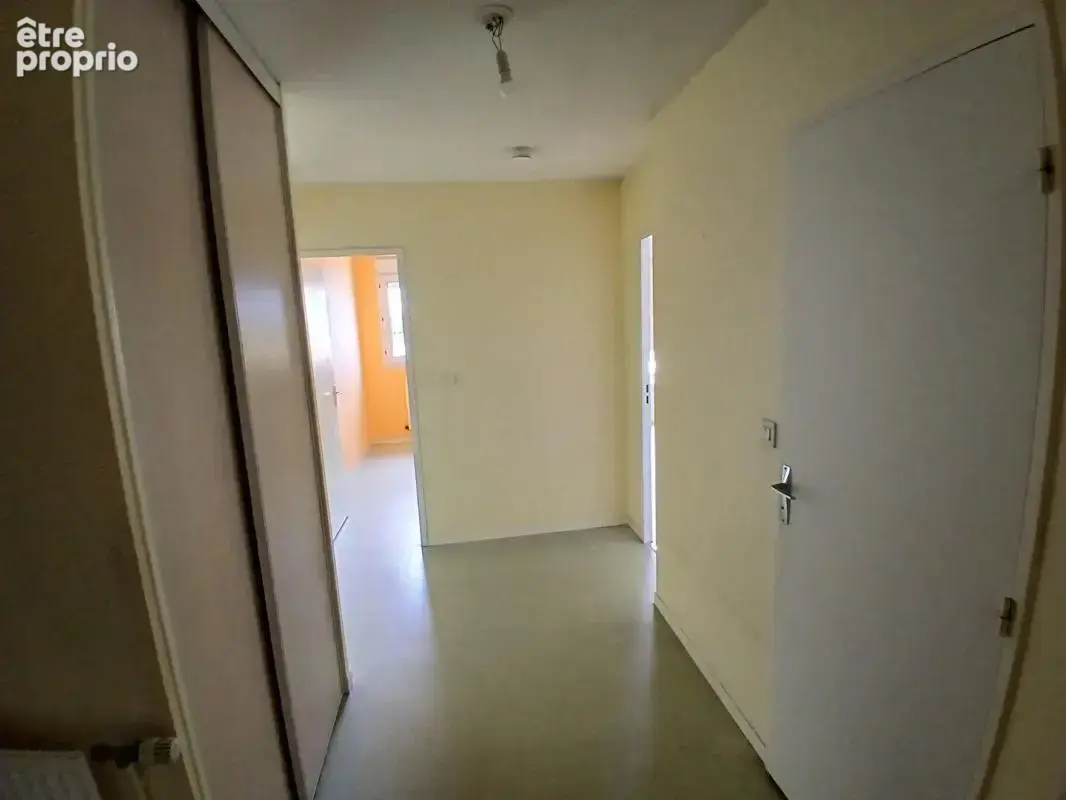 Appartement T2 avec ascenseur proche gare Le Mans - photo 4