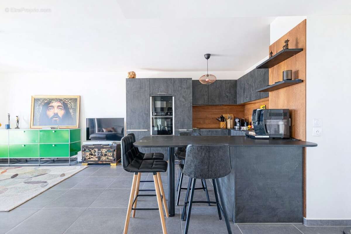 Appartement à VILLENEUVE-LOUBET