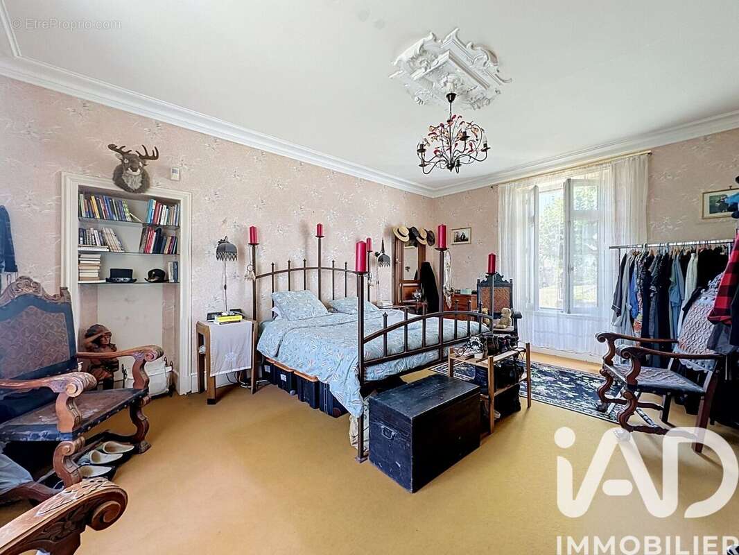 Maison 184 m² à Sainte-Verge  - photo 9