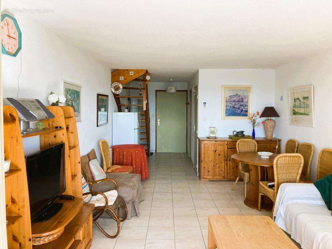 Appartement à SIX-FOURS-LES-PLAGES