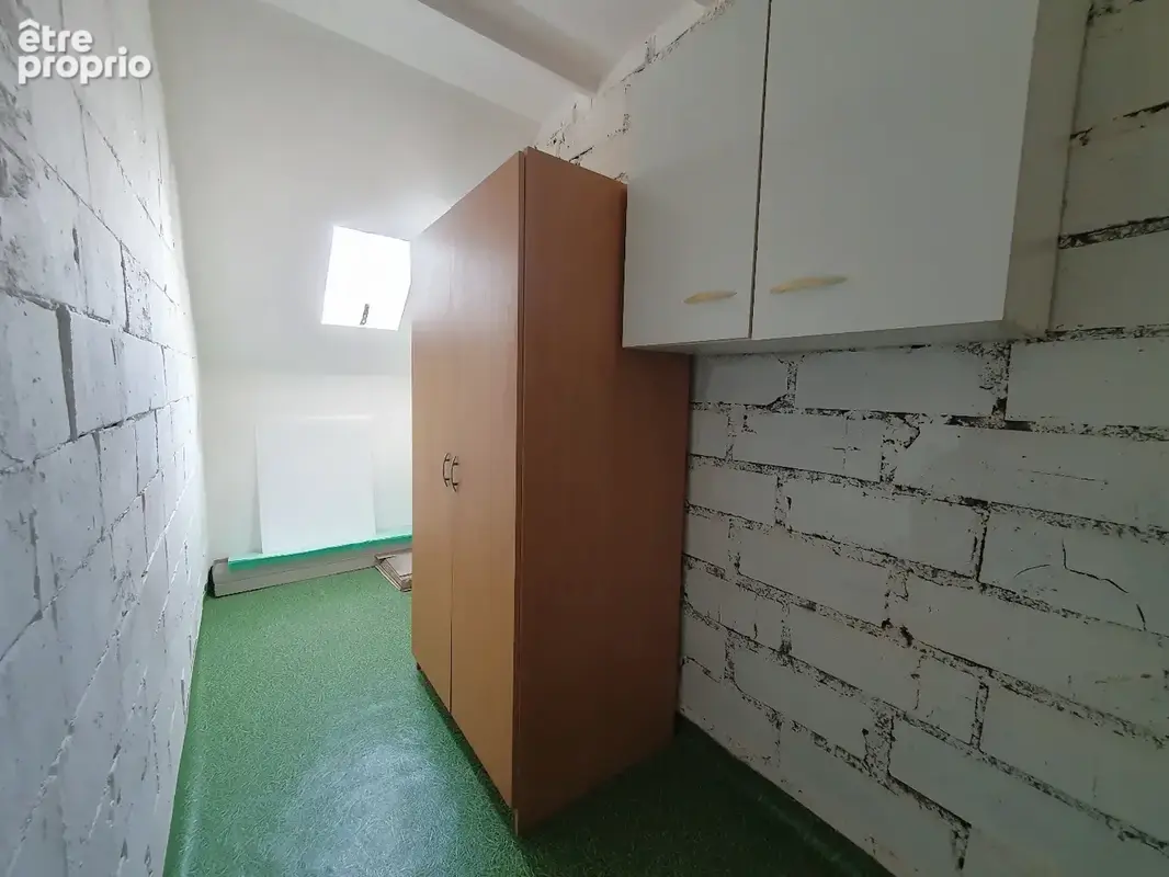 Studio à vendre à Troyes, quartier 1er mai - photo 7