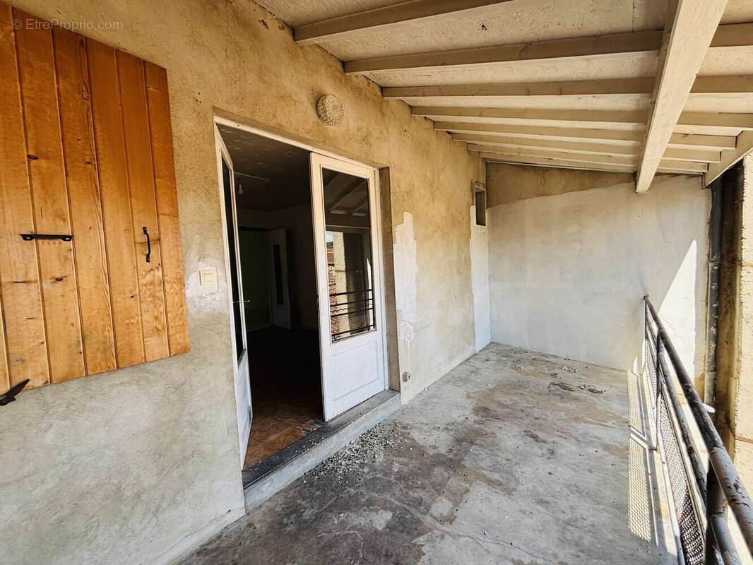 Appartement 90 m² à Saint-Donat-Sur-L'herbasse  - photo 2