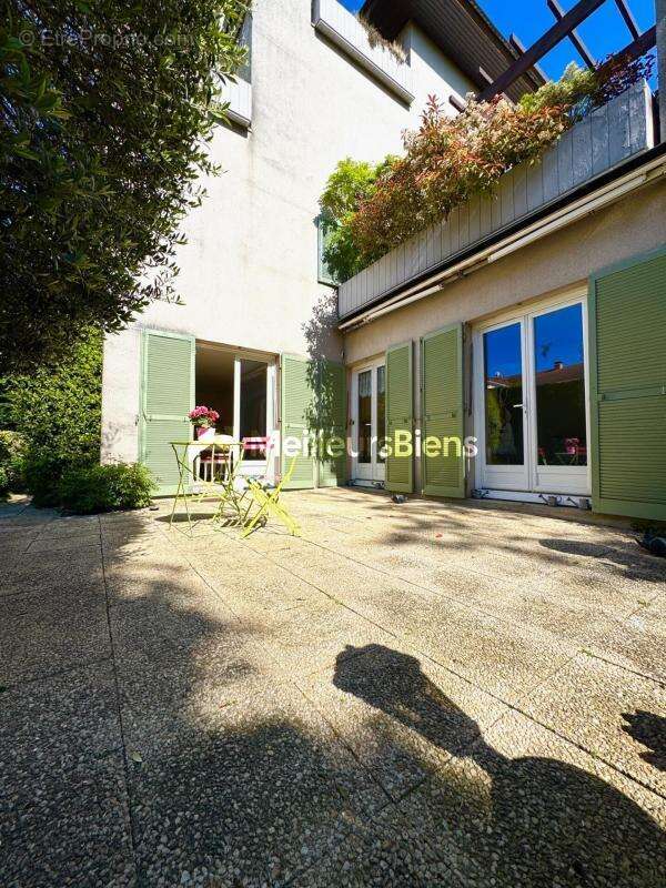Appartement à LIVRY-GARGAN