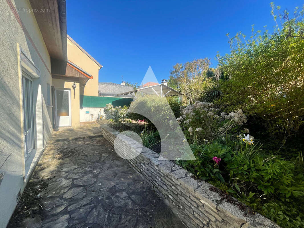 Maison à SUCY-EN-BRIE