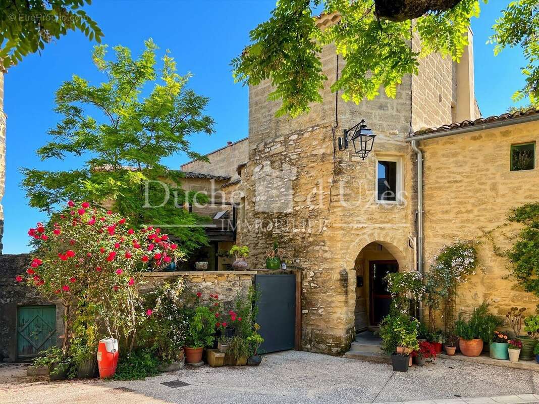 Photo 2 - Maison à UZES