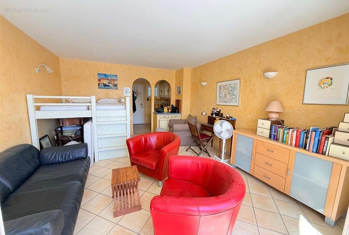 Appartement à GRIMAUD