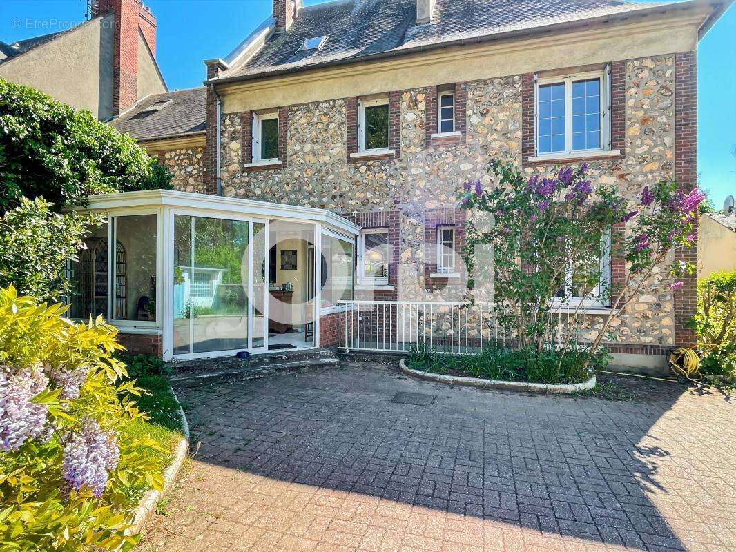 Maison à EVREUX