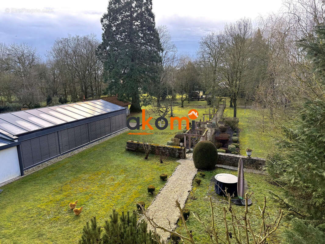 Maison à DOMEVRE-SUR-VEZOUZE