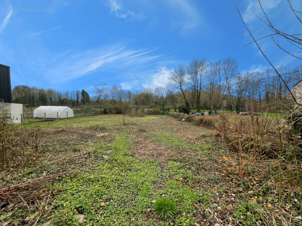 Maison à ESTREE-BLANCHE