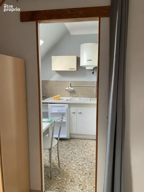 A vendre  dans immeuble en centre ville  4 chambres 50000 saint lo investisseurs - photo 8