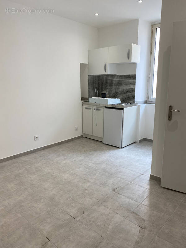 Appartement à LE MUY