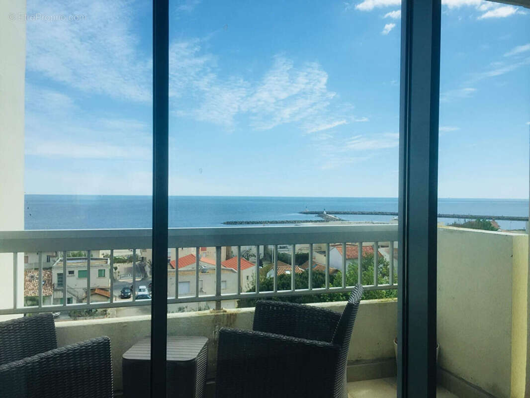 Appartement à MAUGUIO