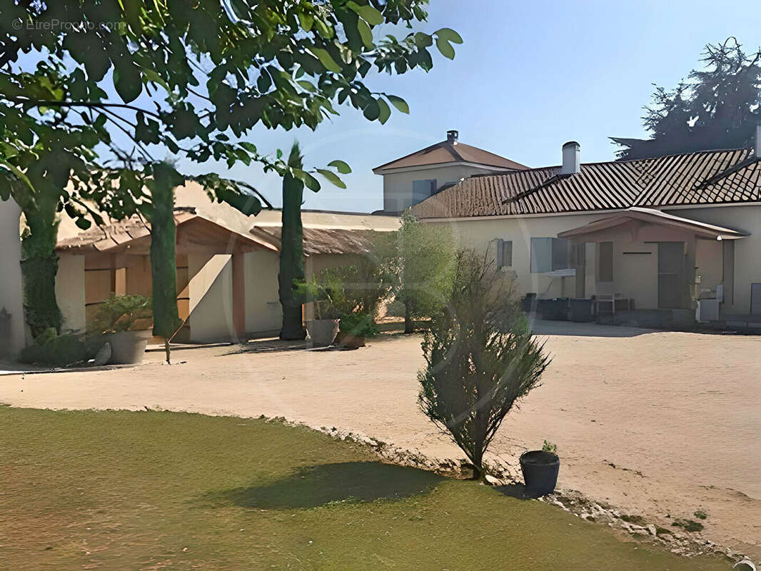 Maison à SAINTE-FOY-LA-GRANDE