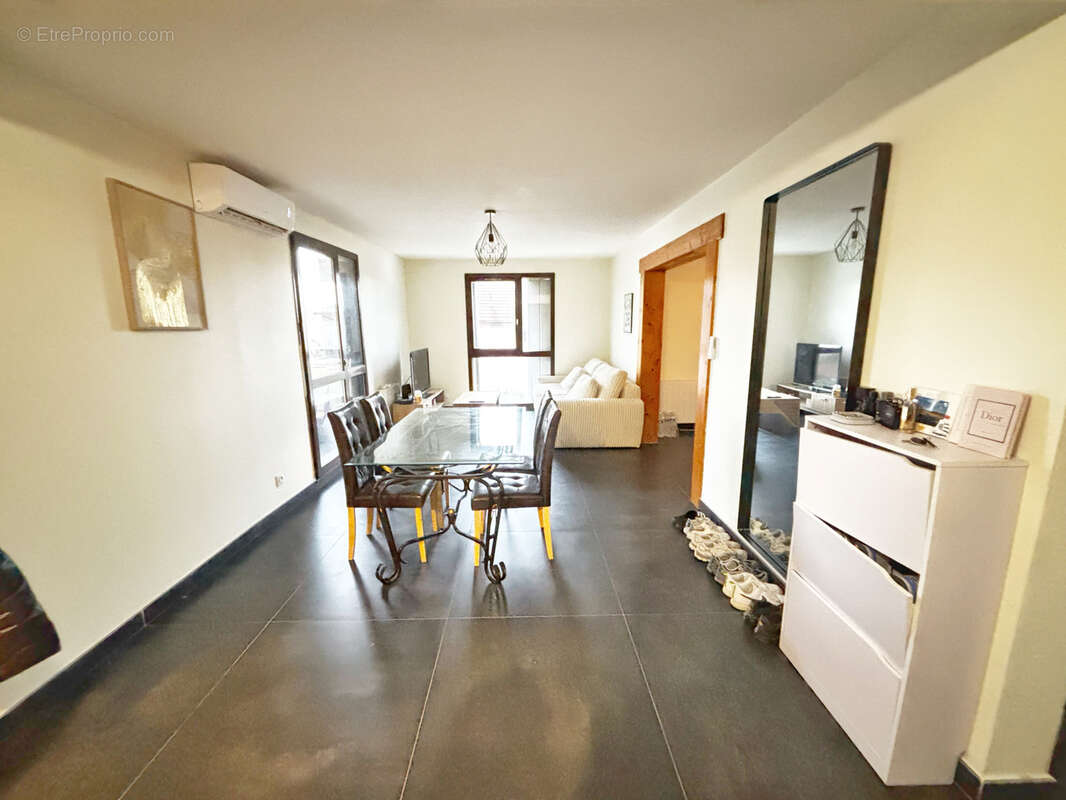 Appartement à BOURGOIN-JALLIEU