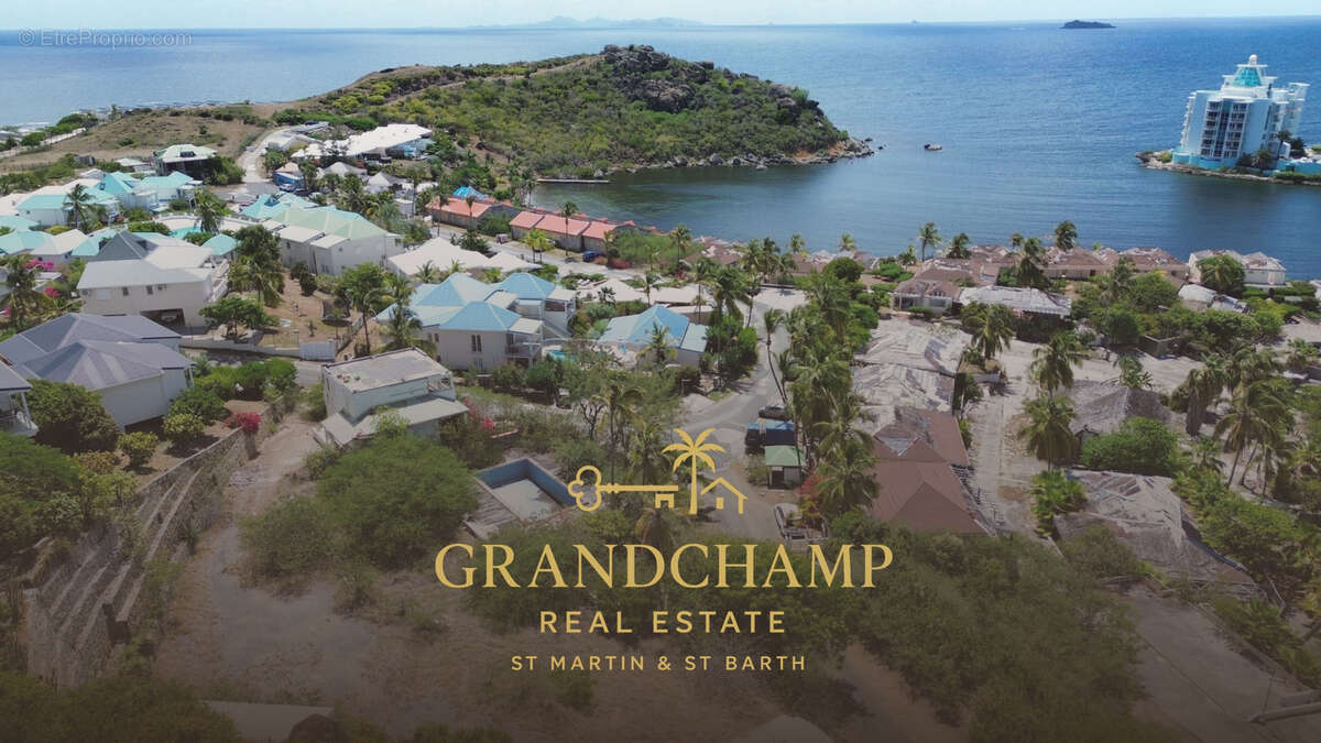 Terrain à SAINT-MARTIN