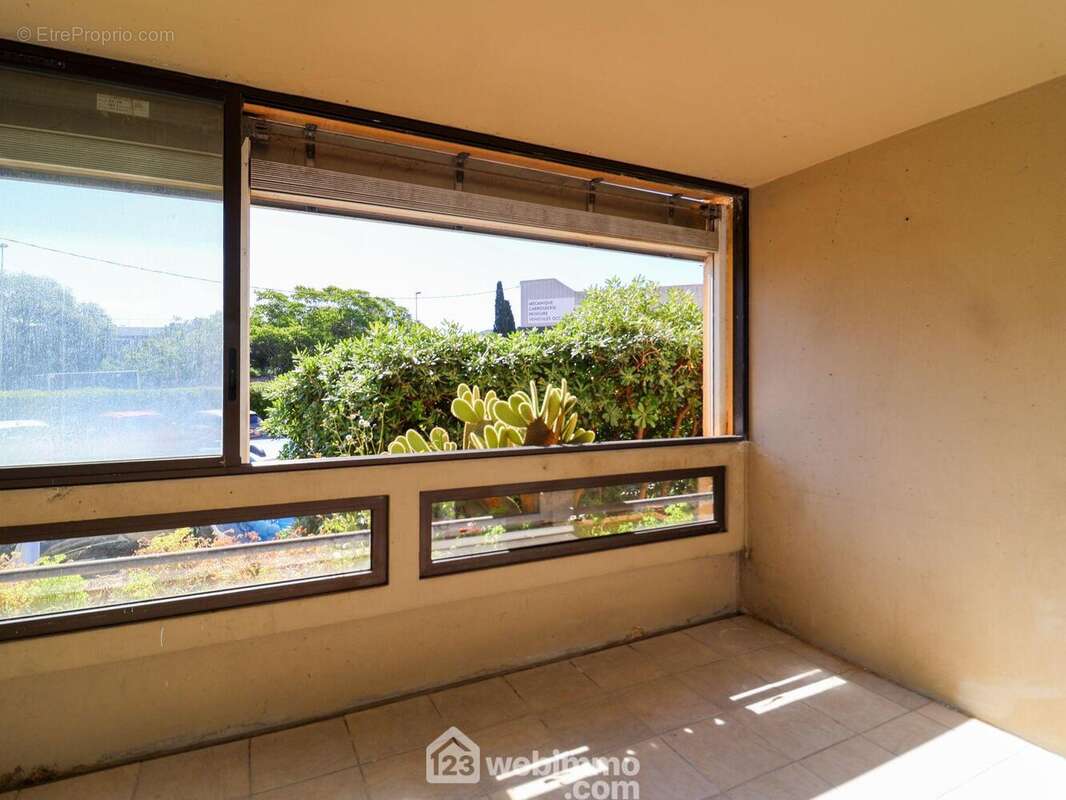 Appartement à MARSEILLE-9E