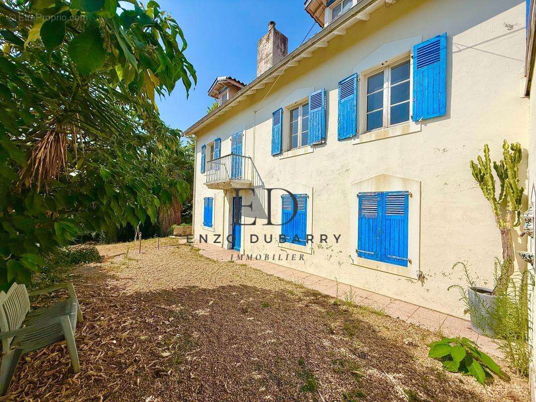 Maison 150 m² à Biarritz  - photo 2