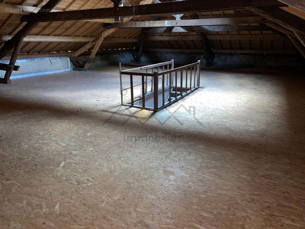 Appartement à PAGNY-SUR-MOSELLE