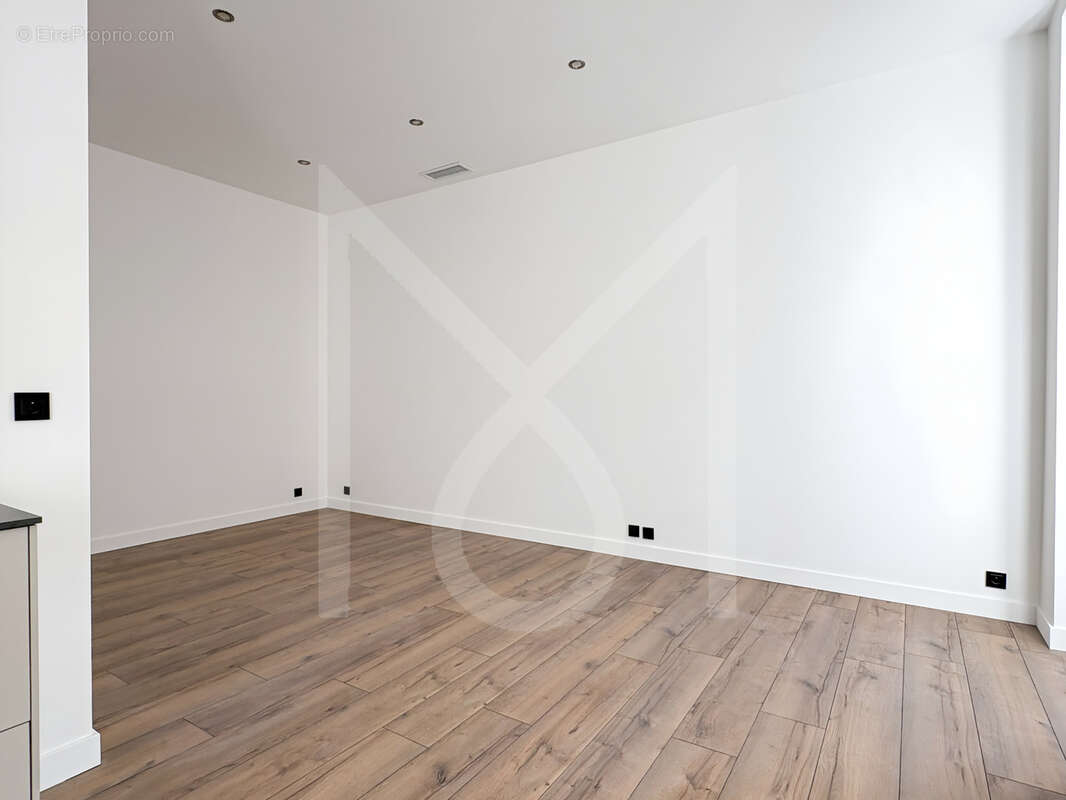 Appartement à MARSEILLE-7E
