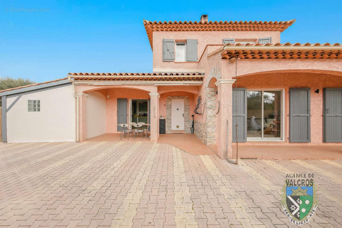 Maison à LA LONDE-LES-MAURES