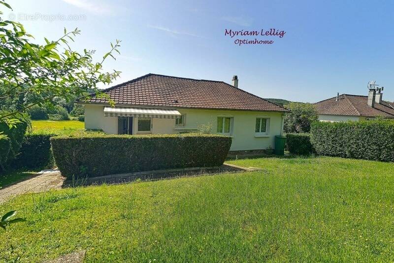 Maison à LA BONNEVILLE-SUR-ITON