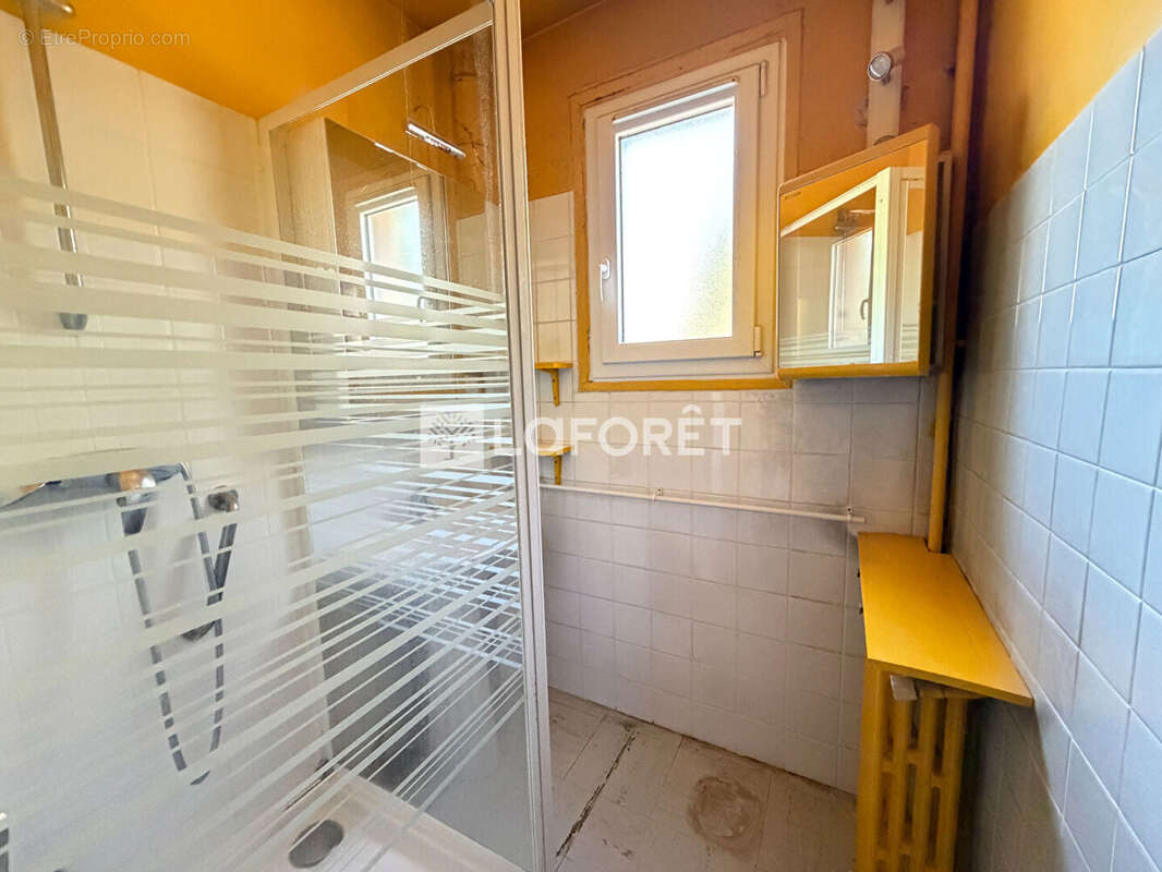 Appartement Rueil Malmaison 4 pièce(s) 63 m2 - photo 8