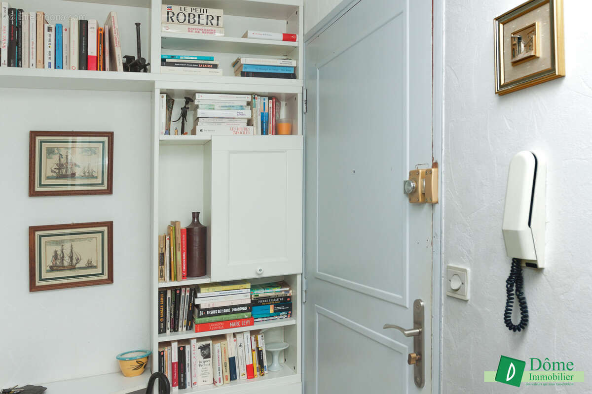 Appartement à SIX-FOURS-LES-PLAGES