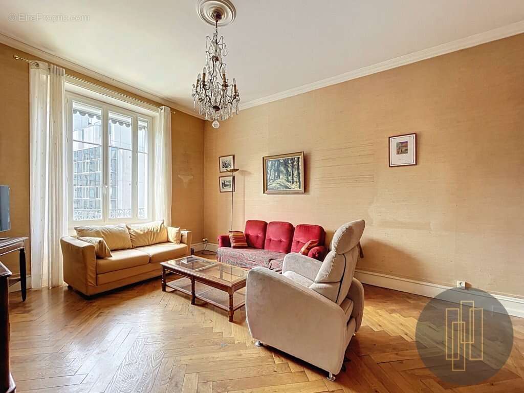 Appartement à LYON-6E