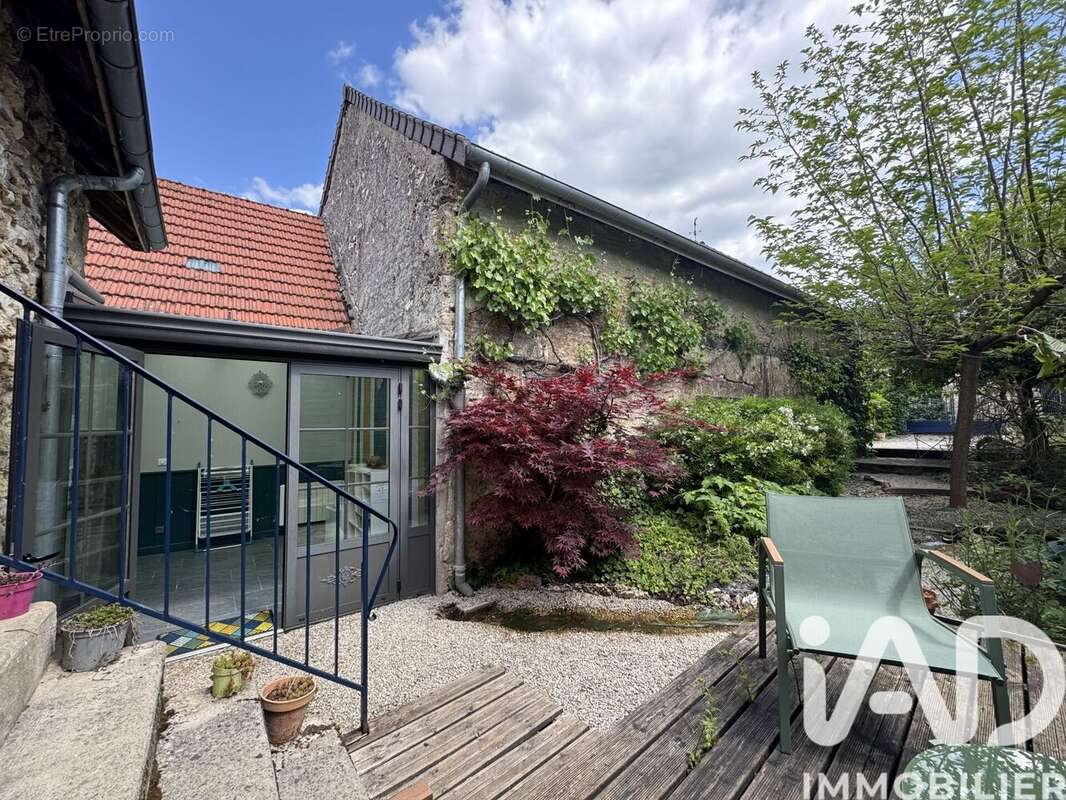 Maison 315 m² à Boursault  - photo 5