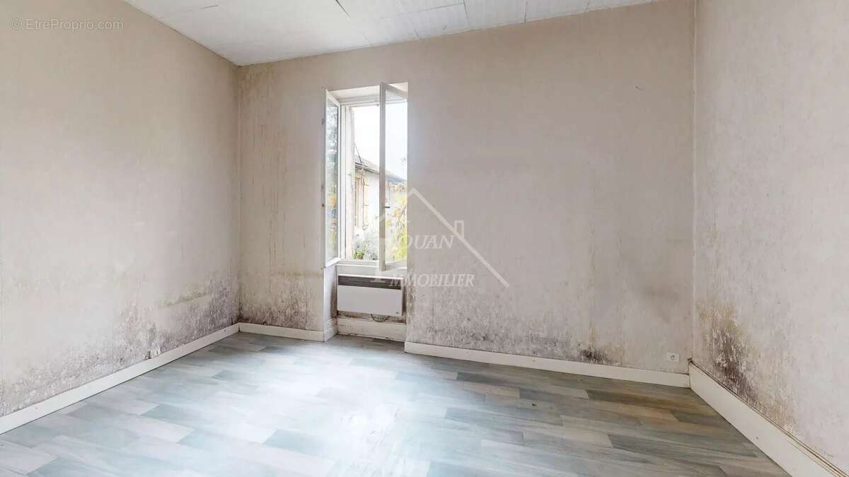 Appartement à DOMPIERRE-SUR-BESBRE