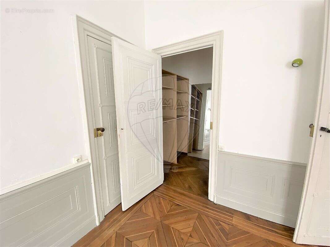 Appartement à LYON-1E