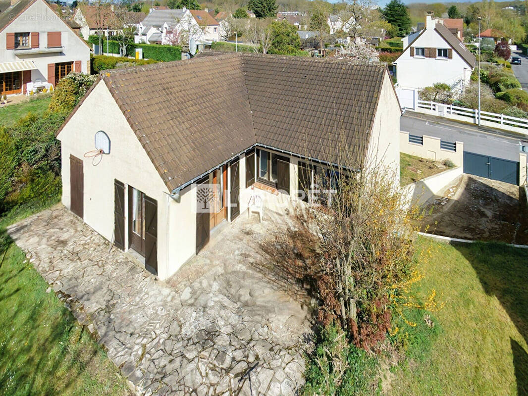 Maison à SAINT-MICHEL-SUR-ORGE