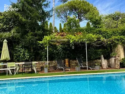 Maison 300 m² à Valbonne  - photo 3