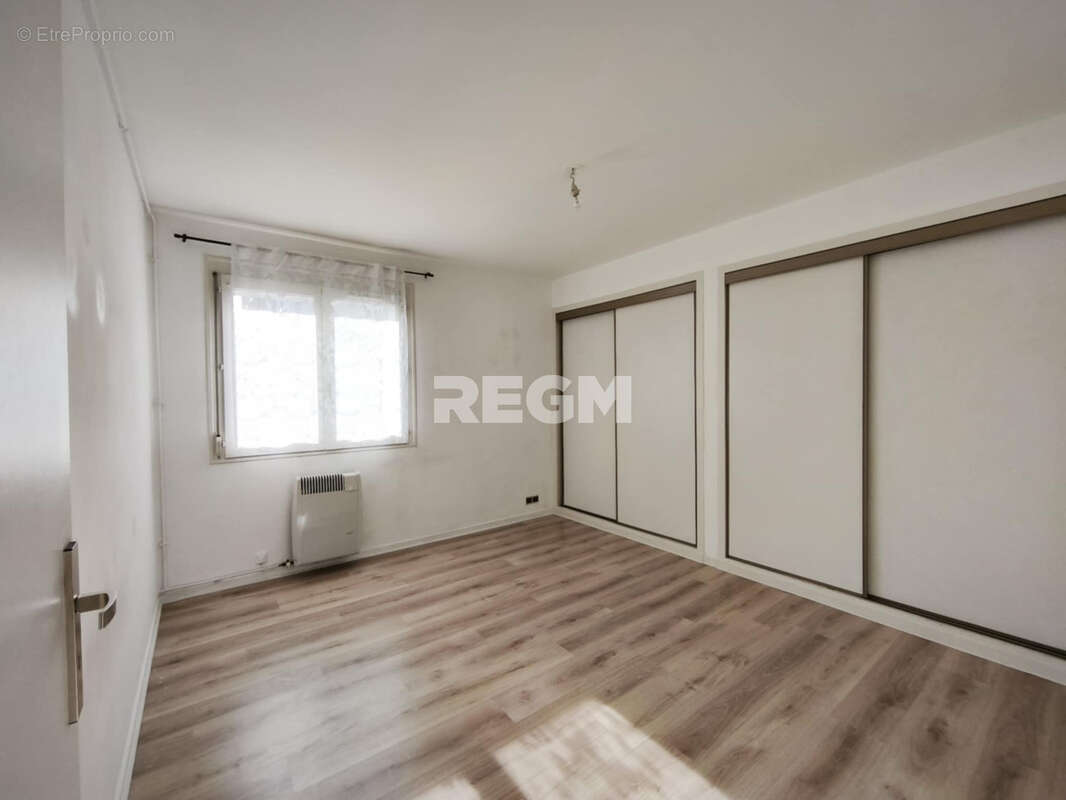 Appartement à SAINTE-SAVINE