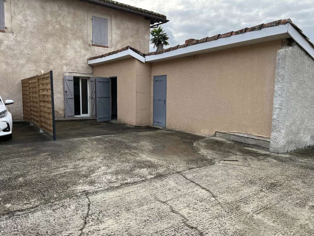 Appartement à CASTELMAYRAN