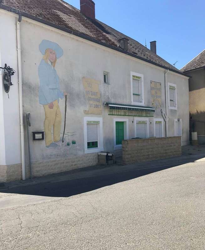 Maison 280 m² à Lignieres  - photo 9