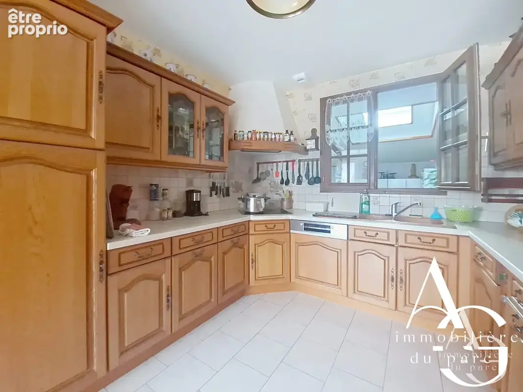 Maison 8 pièces 194 m² à vendre à Les Trois-Pierres (76430) - photo 5